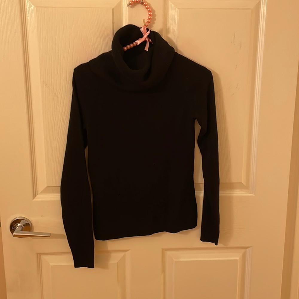 Knit turtleneck